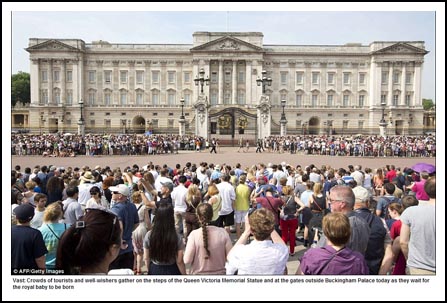 รัชทายาทองค์ใหม่ของราชวงศ์อังกฤษประสูติ_Prince_of_Cambridge_2013